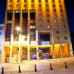 Sergah ホテル 4*
